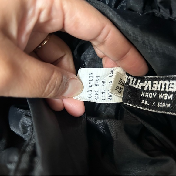 Vintage Petticoat Black Ruffled Tapemeasure brand not crinoline - Picture 7 of 7